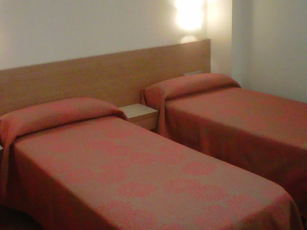 Pensjonat Hostal Rambla Sant Boi de Llobregat